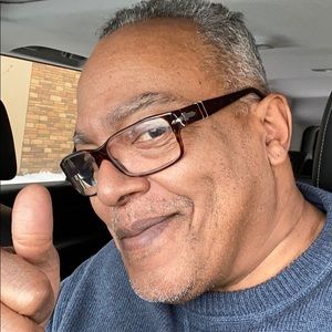 Meet your Posher, Desmond